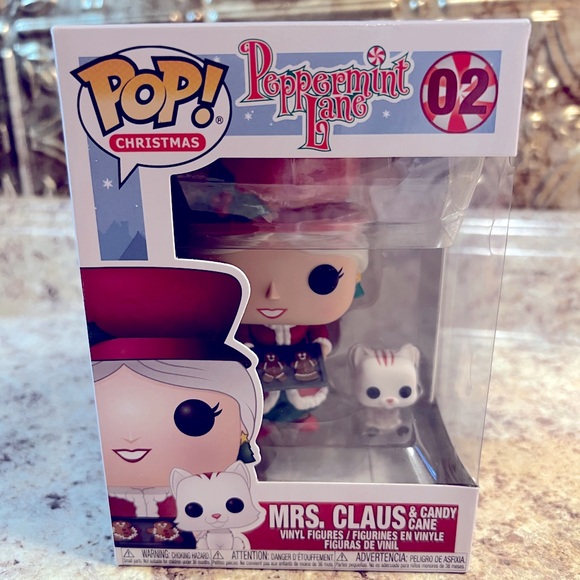 FUNKO POP! Santa & Mrs. Claus Both New In Box - Picture 8 of 16
